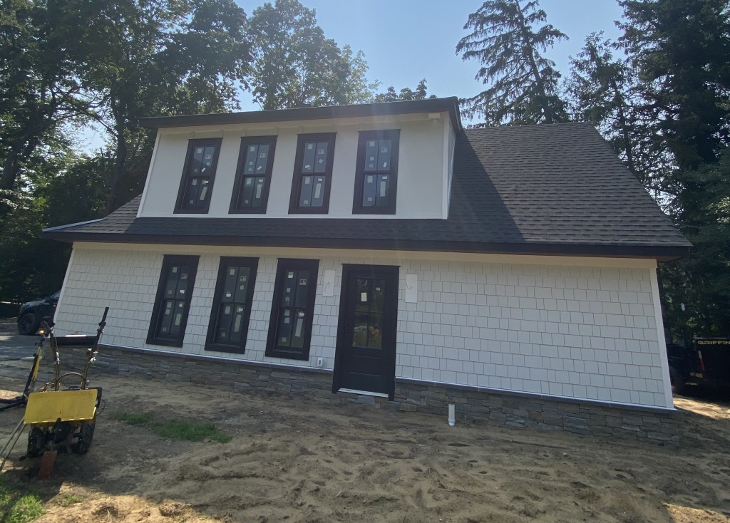 Rumson garage